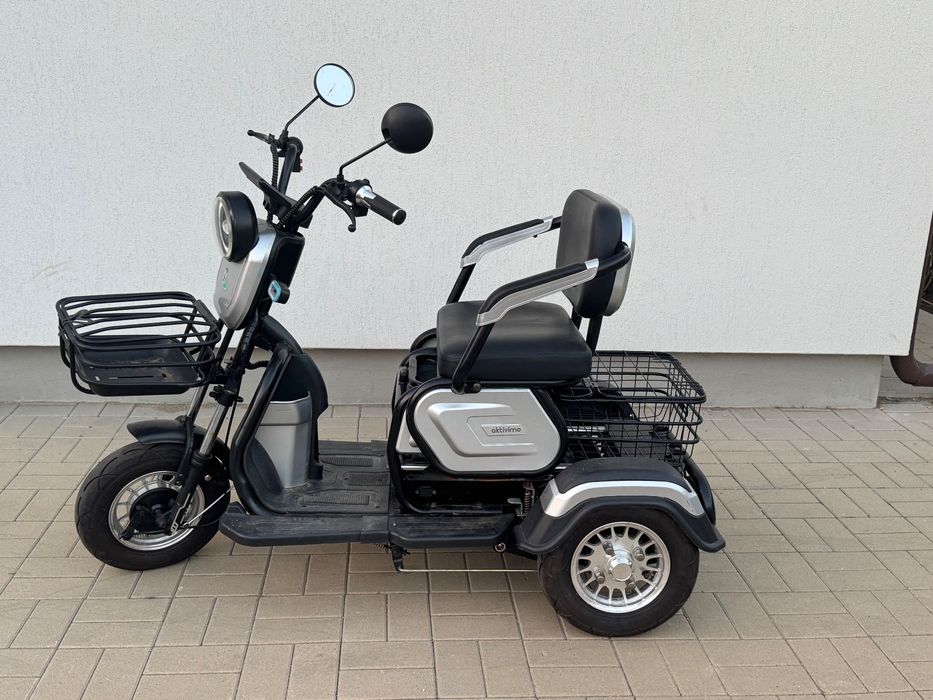 Tricicletă electrică
