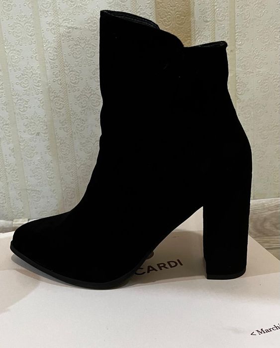 Ботильоны женские,замша.