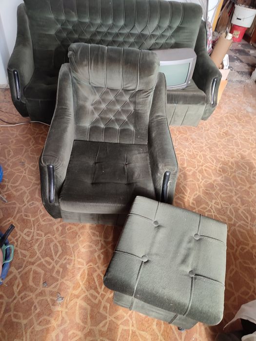 Табуретка от Холова гарнитура Диана