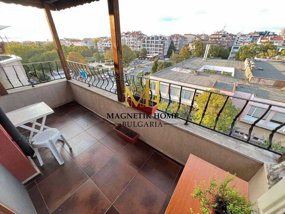 Дава се под наем Тристаен апартамент в Бургас, Възраждане - 105 кв.м за 612 € - Снимка #5