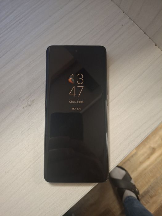 Xonor x9b Holati juda yaxshi aybi umuman yo'q karobka dakumenti bor...