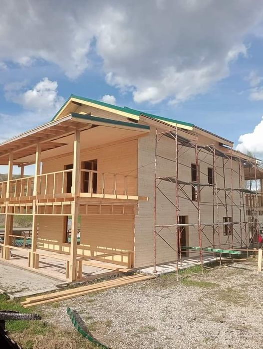 Case si Cabane din lele clientilor cu proiectul clientului sau dupa pr