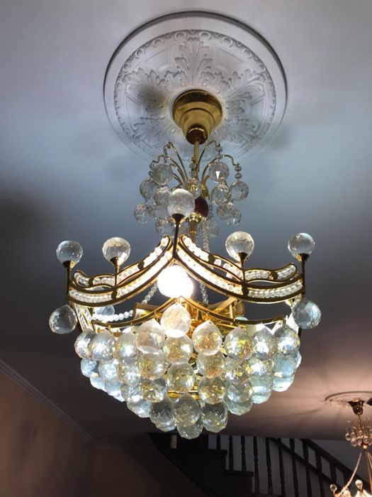 Люстры 2-х видов