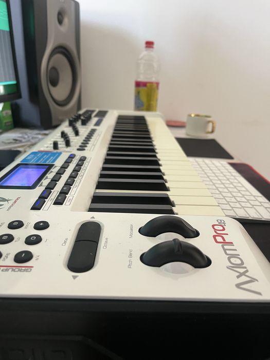 Клавиш для студий