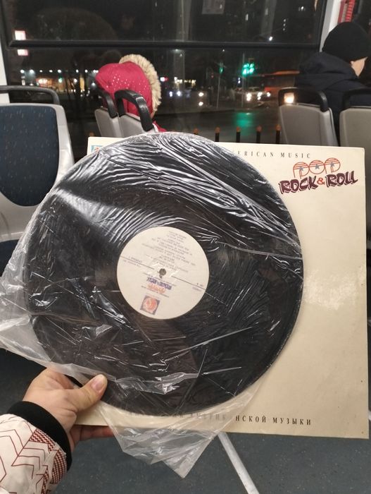 Пластинка виниловая