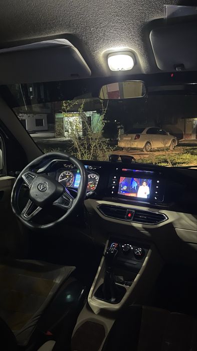 Changan V7 Miniven 2023 zo’r narxda ! 9 kishilik Srochna sotiladi !