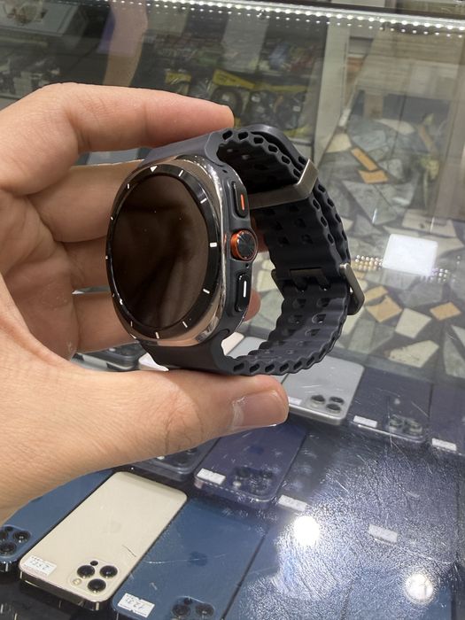 Samsung Watch Ultra 2 (2025)