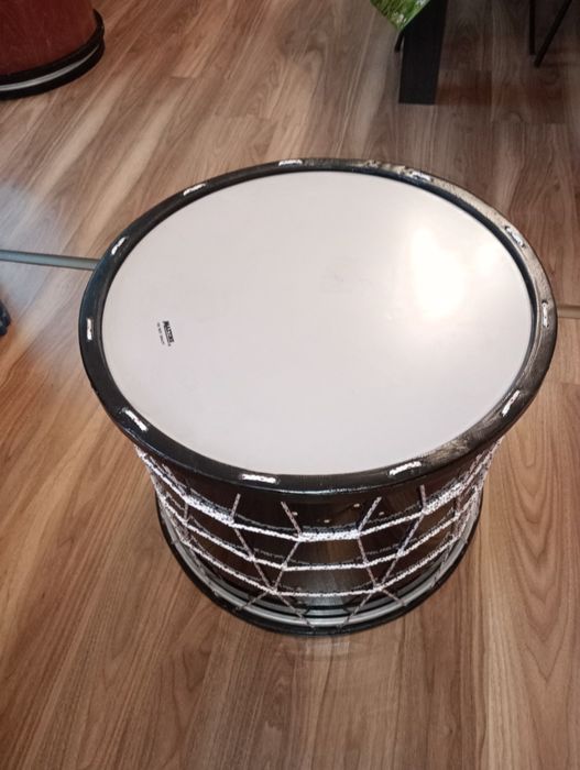 Продавам барабани,тъпан 20",стойка за том Pearl