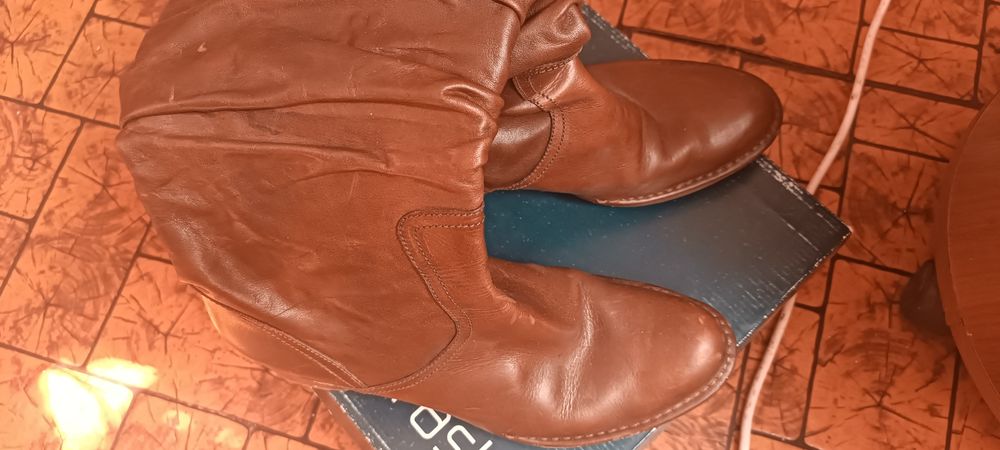 Женские осенние сапоги 41 размер