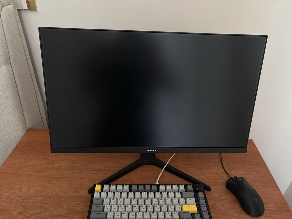 Монитор 200 герц