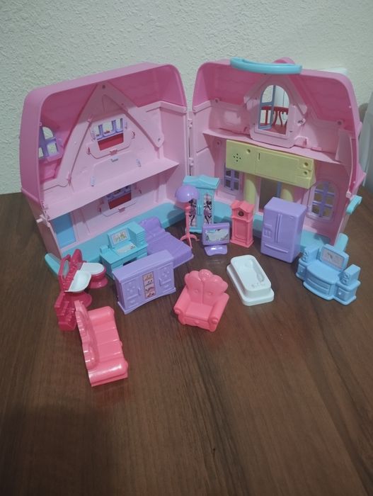 Кукольный домик детский