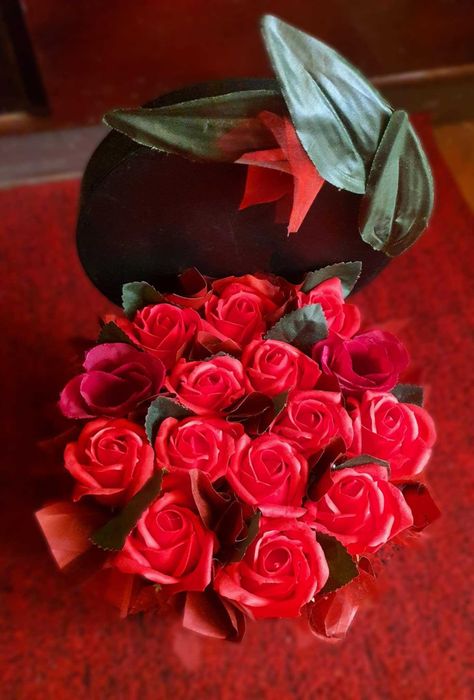 Floare pentru zi de nastere, iubita, sotie ,persoane dragi, cadou etc.