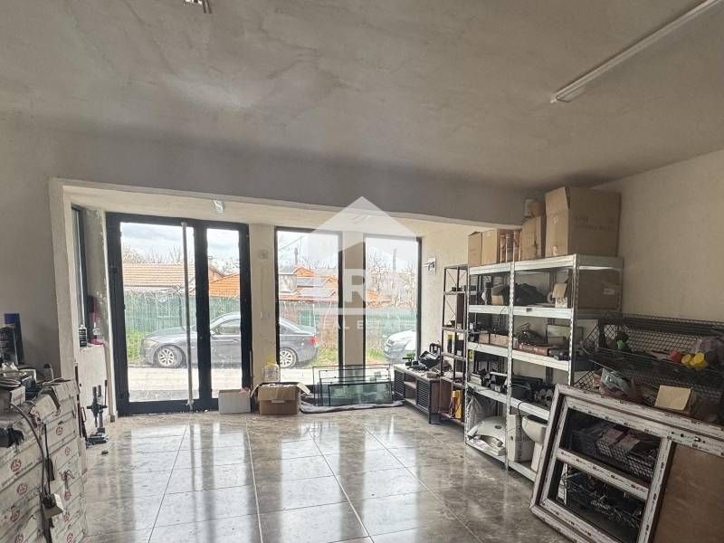 Търговско помещение под наем в гр. Хасково