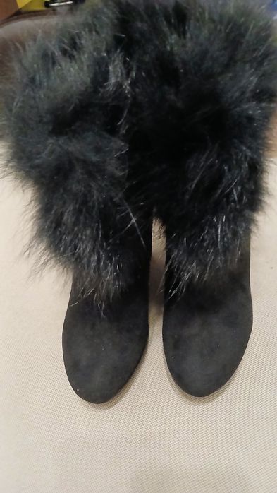 Отдам почти даром.