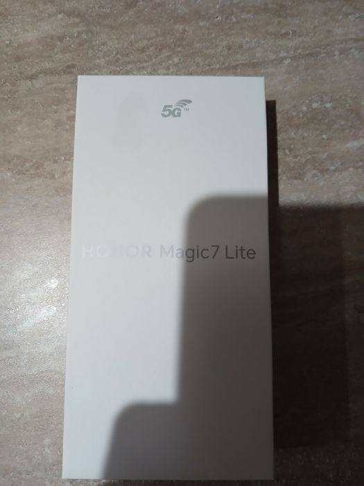 Honor Magic 7 Lite ca nou