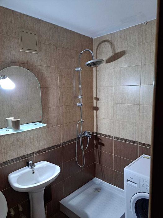 Garsonieră 1 Mai – Ion Augustin | Centrală | Parter | 300 €