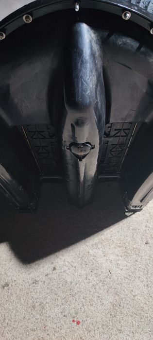 Лодка за захранка Carponizer