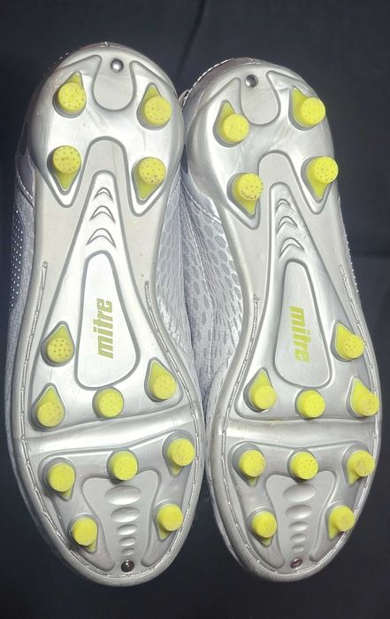 Детски футболни обувки, бутонки , номер 35.5