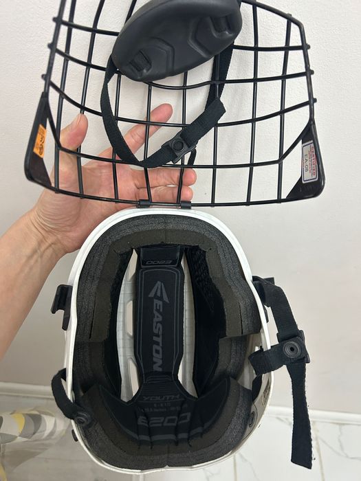Детский шлем хоккейный 48-52р