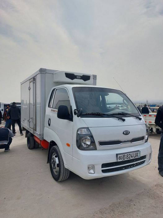 Kia bongo Sotiladi !!!