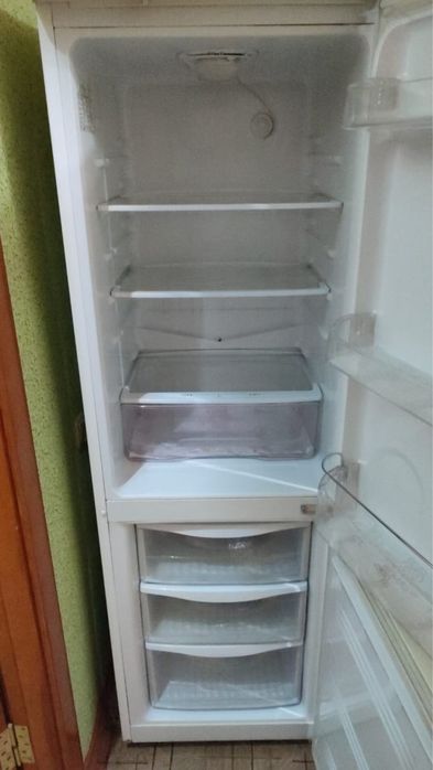 Продам холодильник