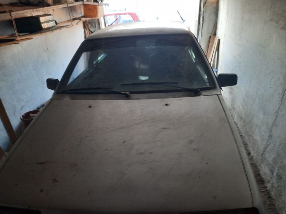 Автомобиль ваз 21099