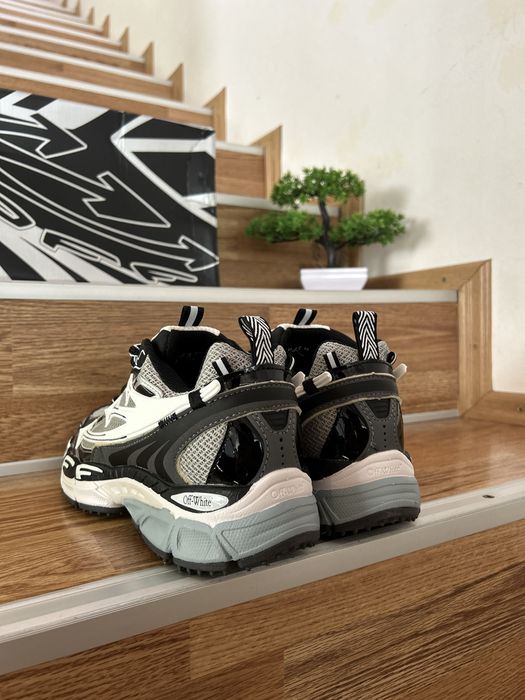 Off white be right back