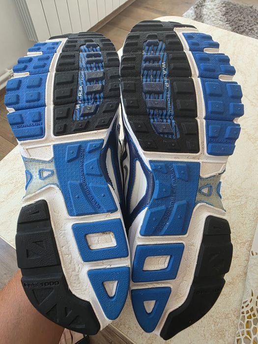 Adidasi NIKE nr 44 cu interior 28,5 stare IMPECABILA purtați doar de 4-5 ori