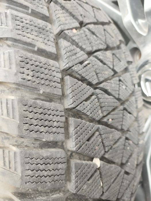 Диски R20 с резиной Lexus Lx570