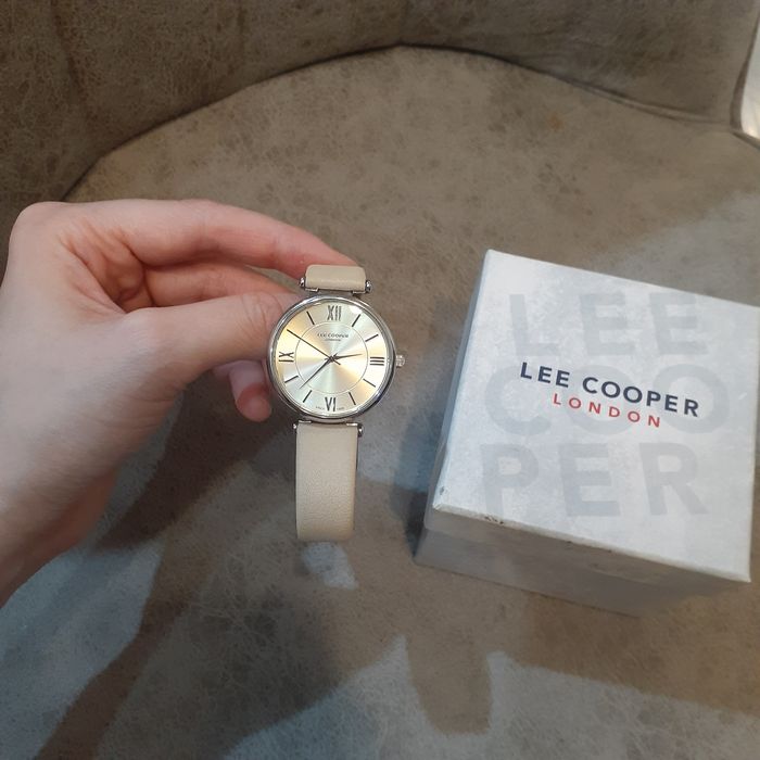 Женские часы Lee Cooper