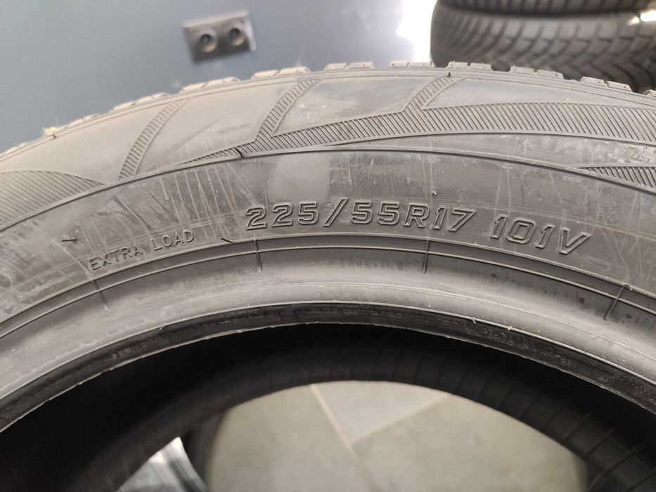 2бр Нови Зимни Гуми 225 55 17 - Falken