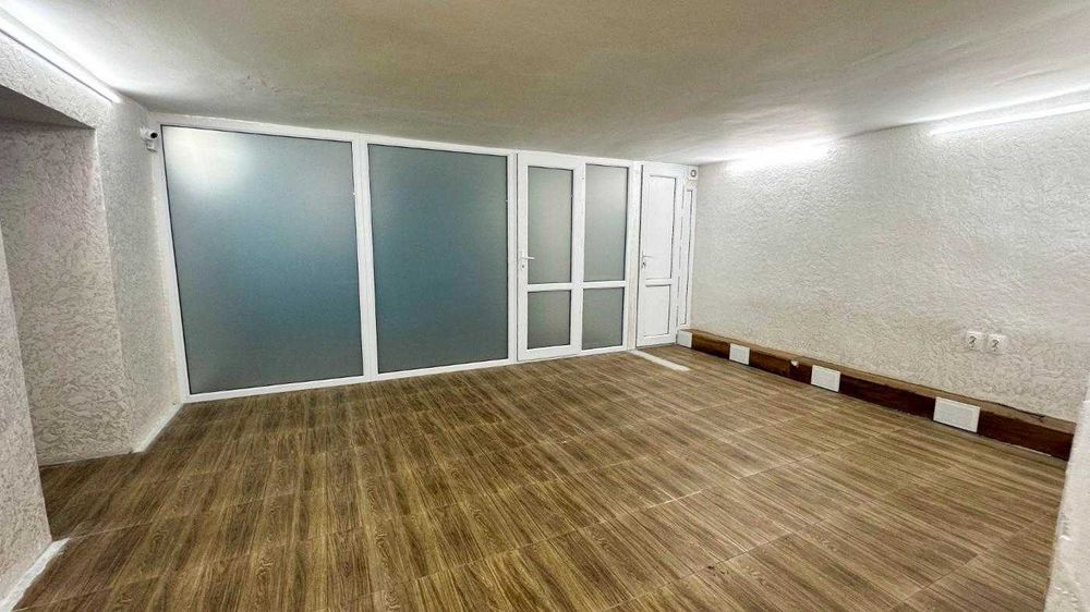 Продам квартиру в центре города Константин Империя