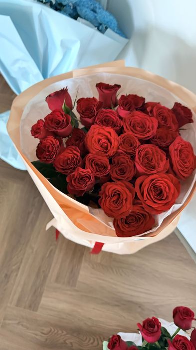 Букеты продам цветы