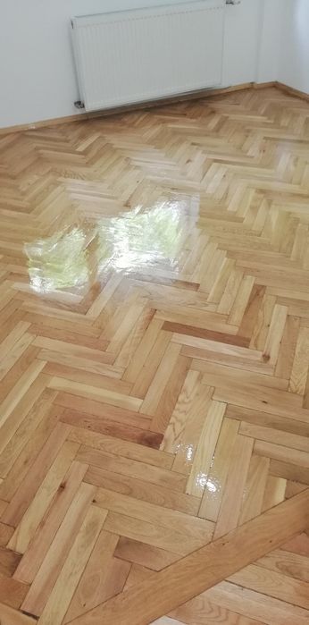 Raschetare parchet, reconditionare si montaj parchet, parchetari