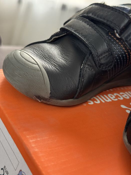 Pantofi Biomecanics marimea 24