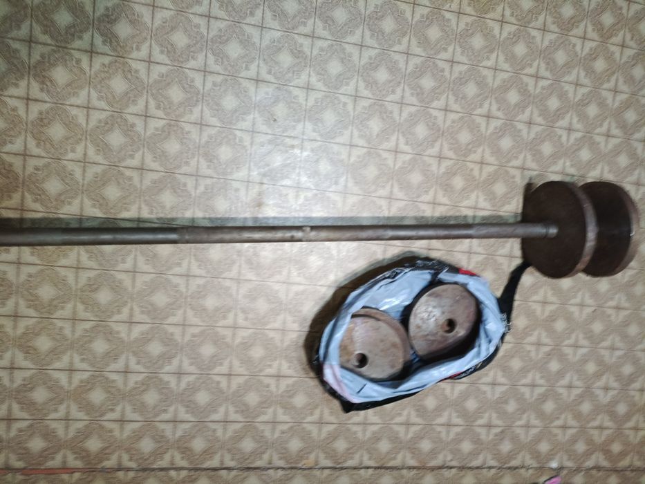 Продам штангу с блинами вместе