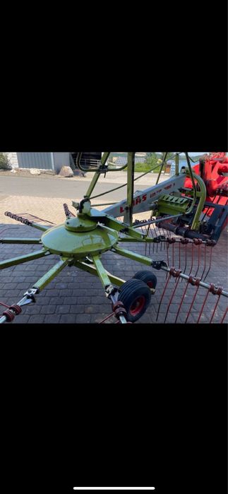 Сеносъбирач Claas Liner 380s