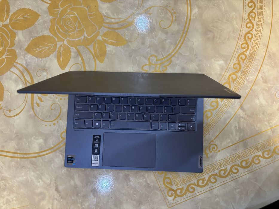 Lenovo IdeaPad Slim 7 Pro