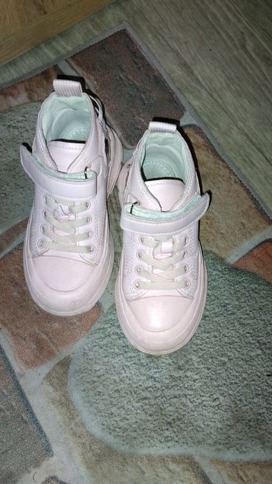 Обувь на девочку