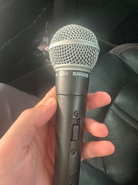 шнуровой микрофон Shure дибокс Behringer