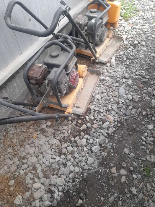 Vând placă compactoare