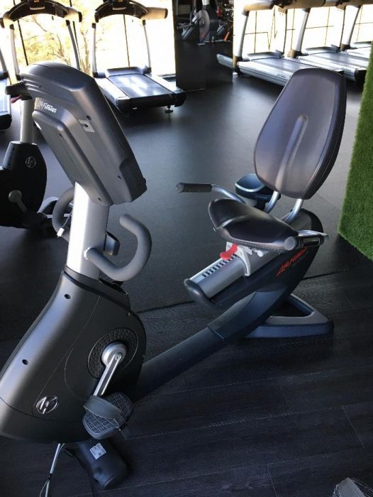 Кардио Уред Life Fitness 95R LifeCycle Engage - велоаргометър