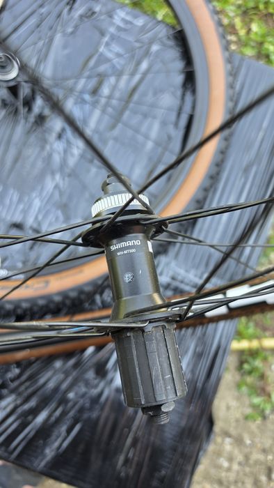 Set de roti Shimano Mt500 29" cu 24C noi cu anvelope noi