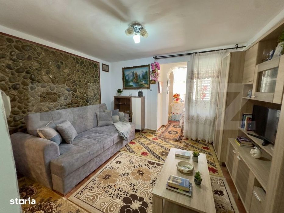 Garsoniera de vanzare, 28 mp, zona Cugir, jud. Alba — fotografia 1