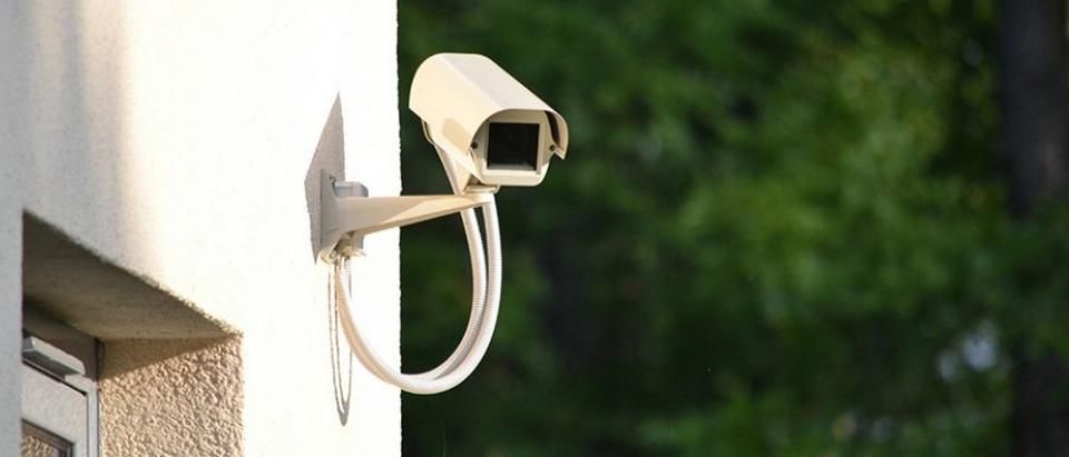 Установка :Камер видеонаблюдения ,домофонии