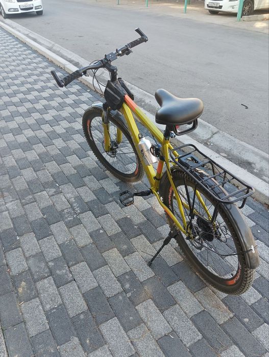 Velosiped yangi deyarli minilmagan