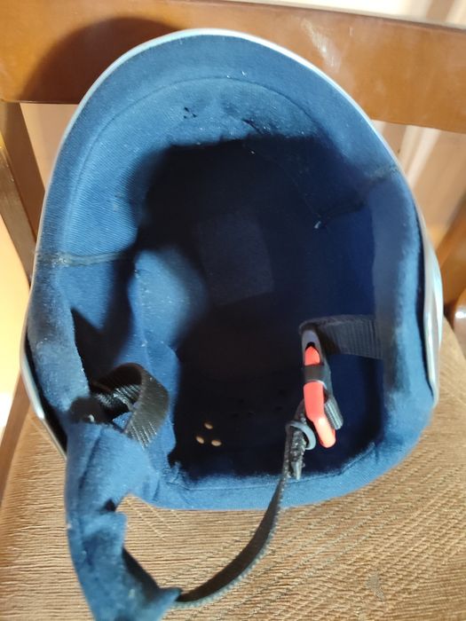 Шлём горнолыжный