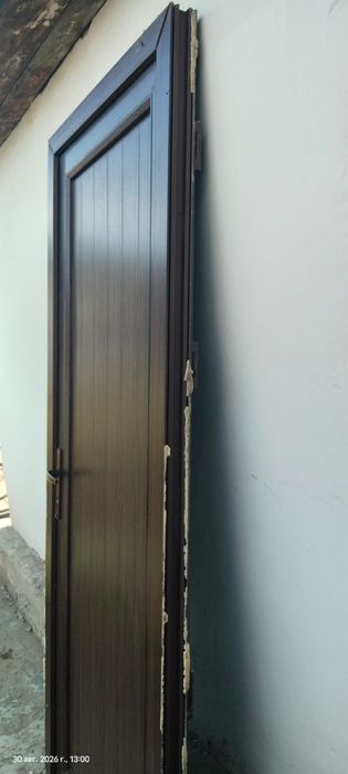 Продам дверь б/у