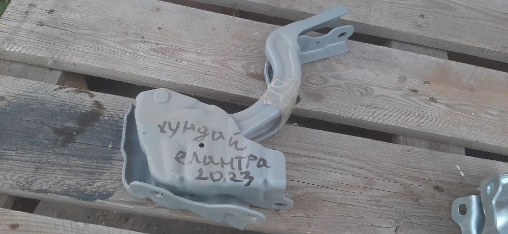 Продам петли капота