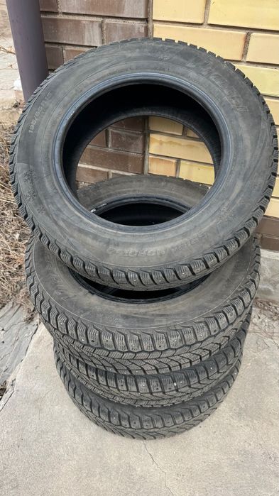 Продам резину 195/65 R15